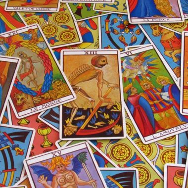 lectura del tarot del amor gratis photo