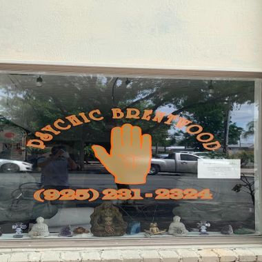 Psychic Brentwood photo