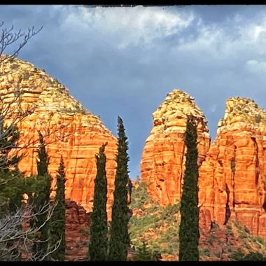 Psychic Sedona Reader photo