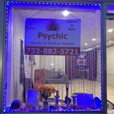 Psychic Reader & Spiritual Advisor photo