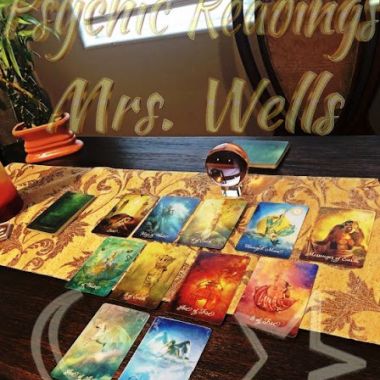 Psychic Readings Mrs. Wells. Tarot and Palm Reader photo