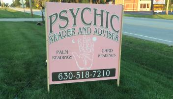 psychic reader and advisor