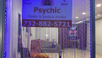 Psychic Reader & Spiritual Advisor