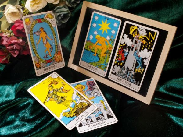 Sag Moon Diva Tarot photo