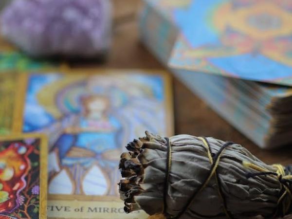 Spiritual Tarot and Psychic Readings photo