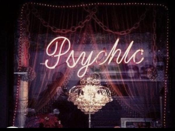 Psychic Krystie Lynn at the Palmistry Boutique photo