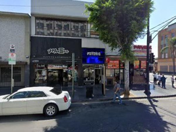 Boulevard psychic photo