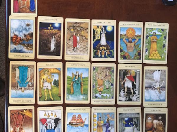 Tarot Readings by Yuliana photo