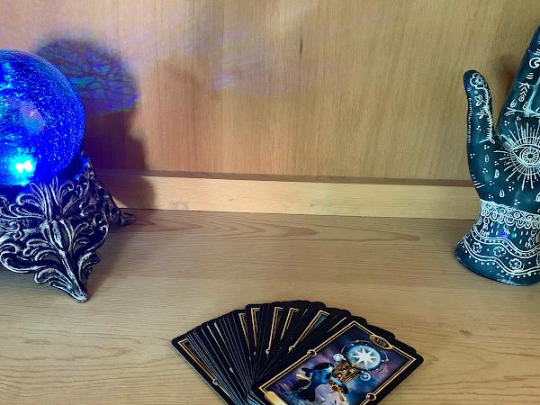 Radiant Energy Readings Psychic Tarot photo