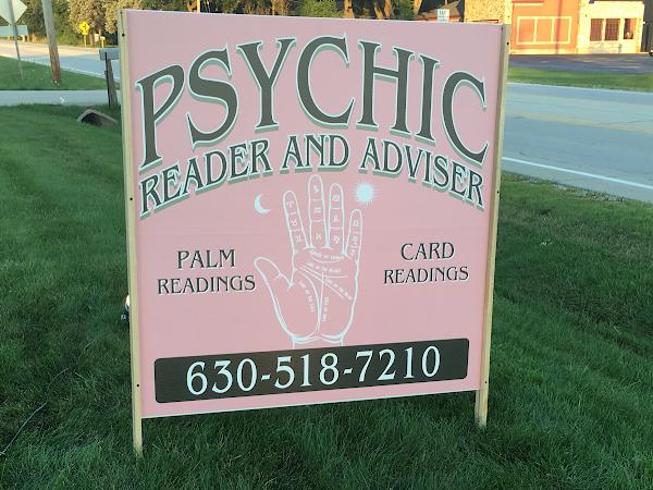 psychic reader and advisor photo