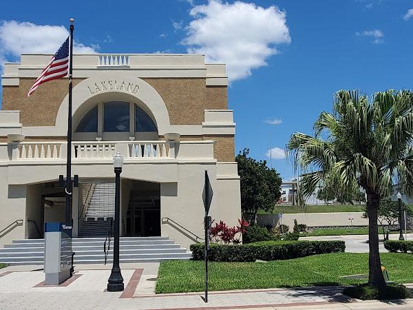 Lakeland Station photo