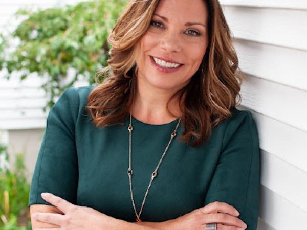 Emily Schulz photo