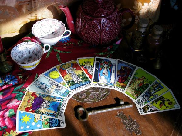 Sister Temperance Tarot photo