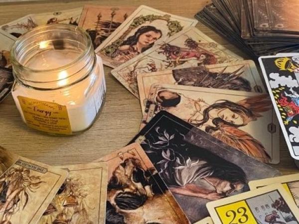 Gray Witch Tarot photo