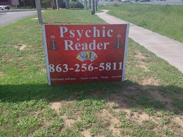 Miss Vivian Psychic, Tarot, and Spiritual Adviser in Davenport FL photo